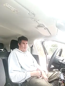 twitshe Show in webcam