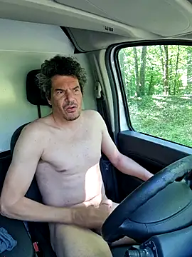 twitshe Show in webcam