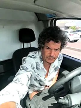 twitshe Show in webcam