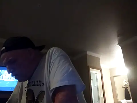 Rootpass222's Webcam Show