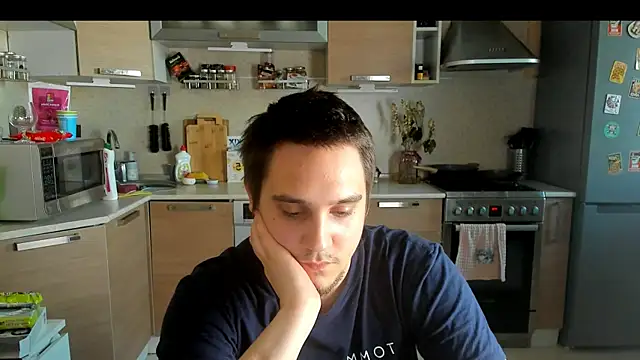 Bear_Beer130 Adlı Modelin Web Kamerası Şovu