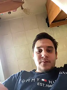 Show modela Bear_Beer130 na web-kameri