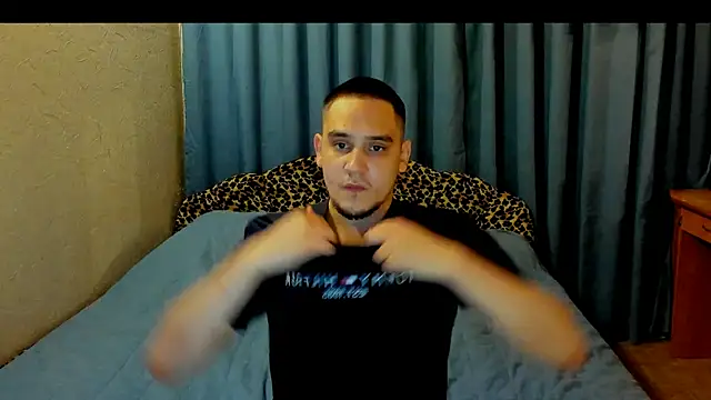 Bear_Beer130 – webcam-show