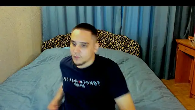 Bear_Beer130 webkamerás műsora