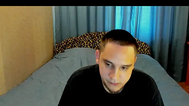 Bear_Beer130 Adlı Modelin Web Kamerası Şovu