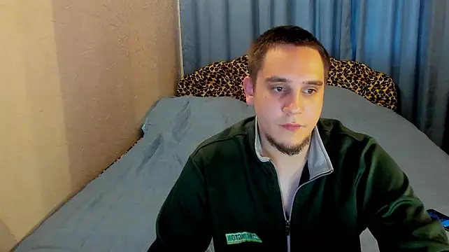 Show modela Bear_Beer130 na web-kameri