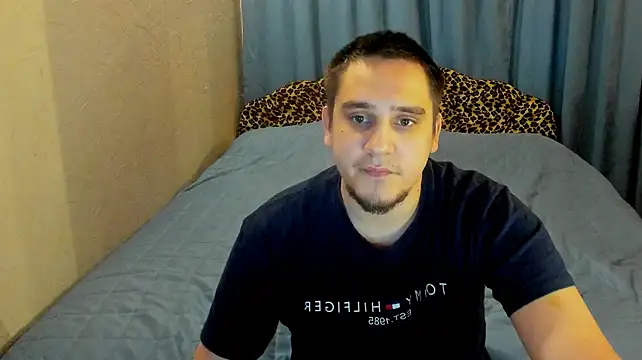 Bear_Beer130's Webcam Show