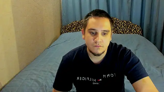 Bear_Beer130 Show in webcam