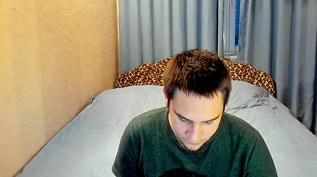 Show de Bear_Beer130 na webcam