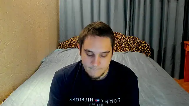 Bear_Beer130 – webcam-show