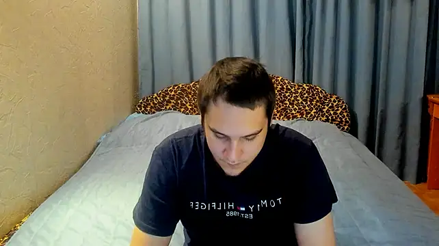 Bear_Beer130 Webcam-Show