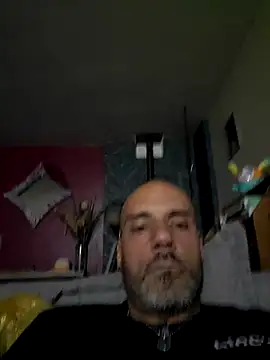 Bitechaude4's Webcam Show