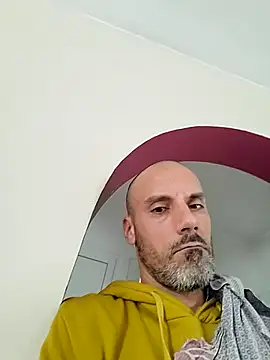 عرض كام Bitechaude4