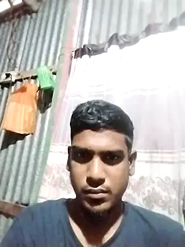 HoT_BoY__Salim_Khan_BDn Webbikameraesitys