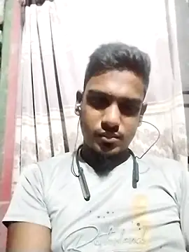 Pokazy przed kamerką – Prince_of_Bangladesh