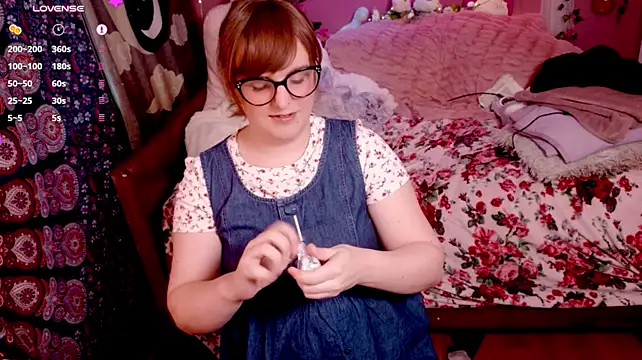 Maddy_cat_91 Show in webcam