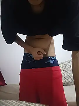 OM17YEARMAROC's Webcam Show
