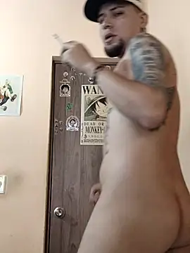 HallowedMilan Webcam show