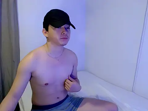 Stud_Aaron Pertunjukan Webcam