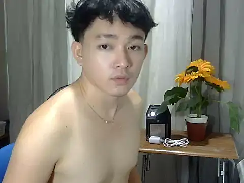 Stud_Aaron Pertunjukan Webcam