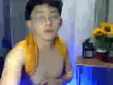 Stud_Aaron Pertunjukan Webcam