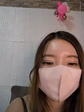 yuuhichan's Live Sex Cam Show