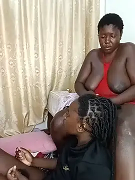 הופעת וובקאם של DarkQueen_94