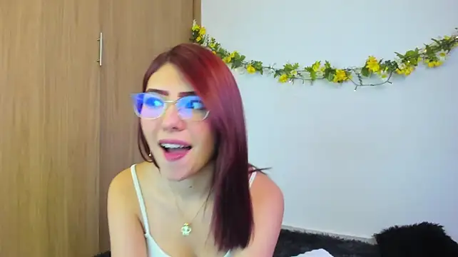 Hada_Blue élő XXX-chatje