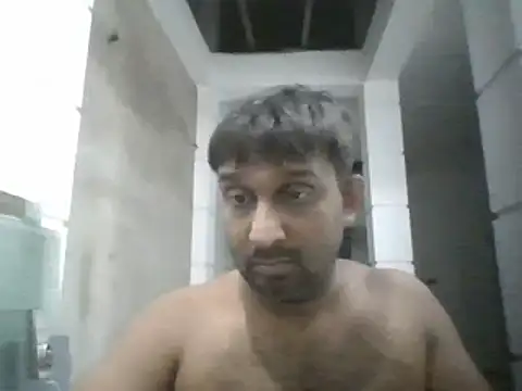 Show modela Chathutharu na web-kameri
