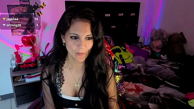 BasmaHernandez Chat XXX live