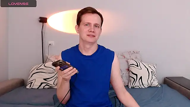 MadisonCharleyn Webbikameraesitys