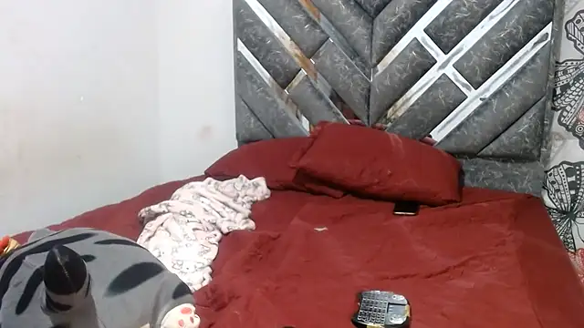 Angeliicaxx 网络视讯表演