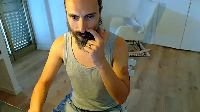 Mrkurt86 Show Webcam