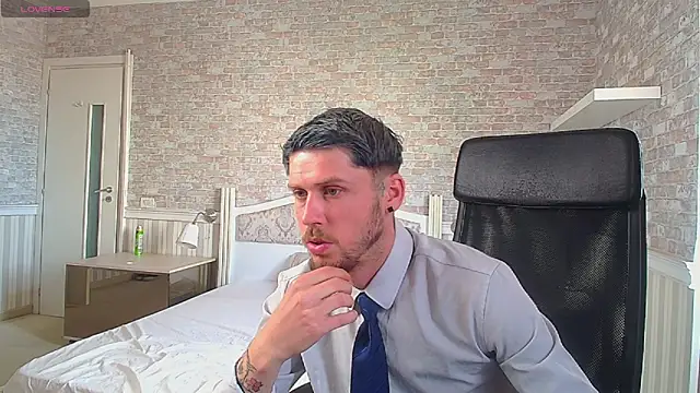 JonahShaw Show Webcam