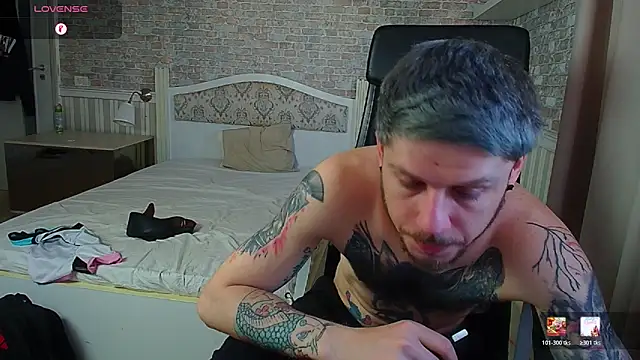 JonahShaw Webcam show