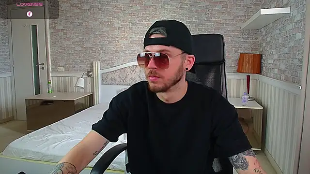 JonahShaw Pertunjukan Webcam