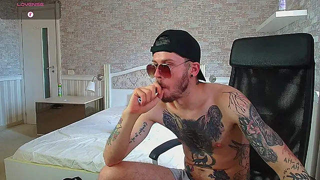 عرض كام JonahShaw