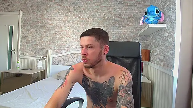 JonahShaw Webcam show