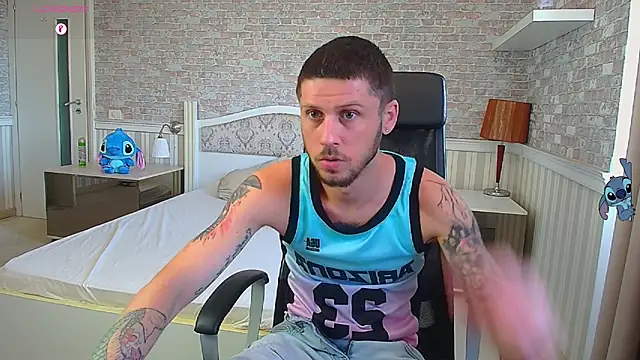 عرض كام JonahShaw