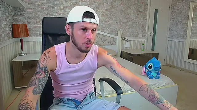 JonahShaw Webcam show