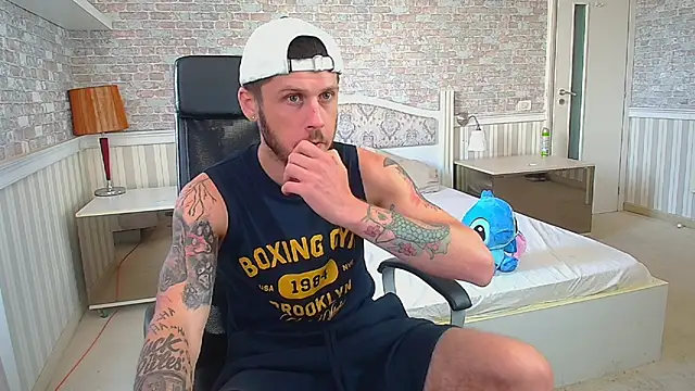 JonahShaw webcam show