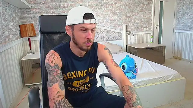 JonahShaw Show Webcam