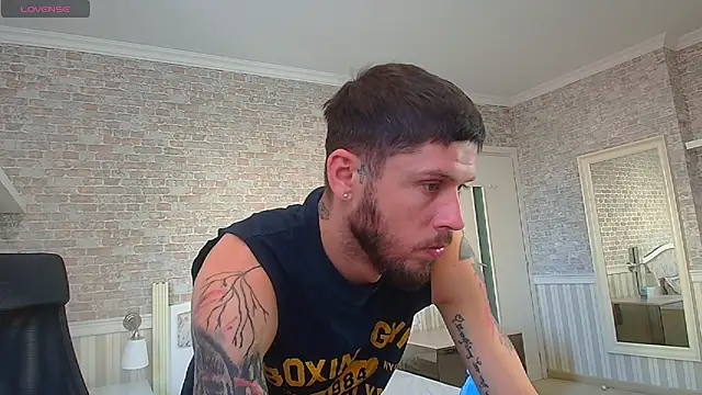 JonahShaw Adlı Modelin Web Kamerası Şovu