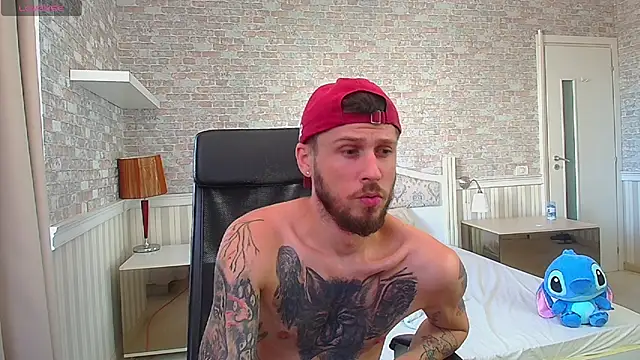 JonahShaw Webcam show
