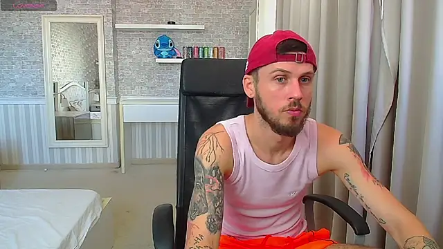JonahShawn Webbikameraesitys