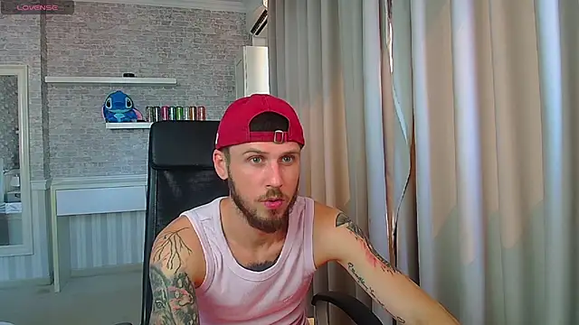 JonahShaw Adlı Modelin Web Kamerası Şovu