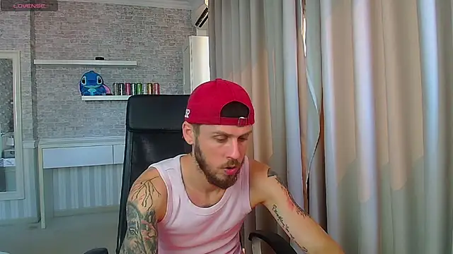 JonahShaw Webcam show