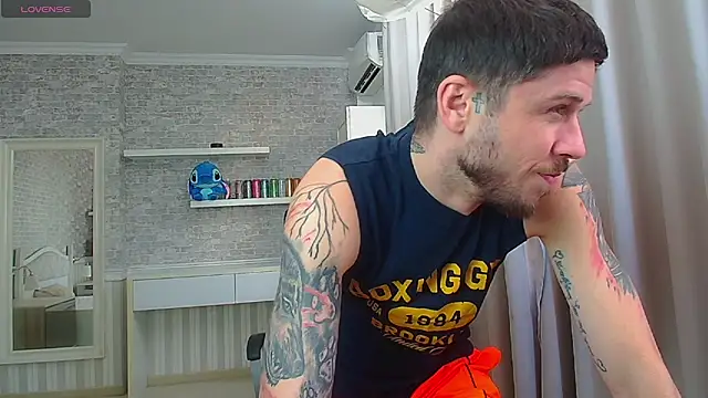 عرض كام JonahShaw