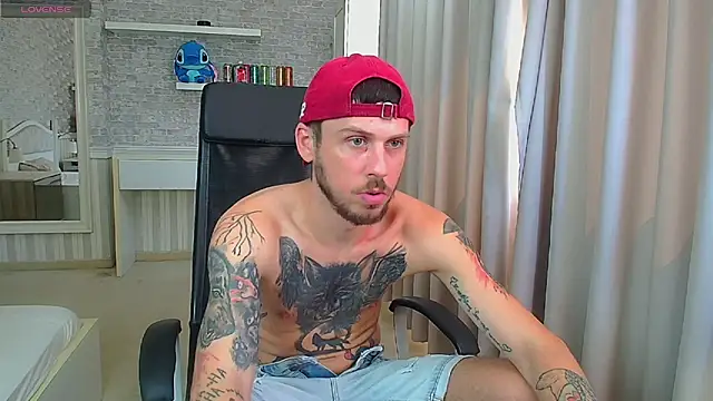 הופעת וובקאם של JonahShaw