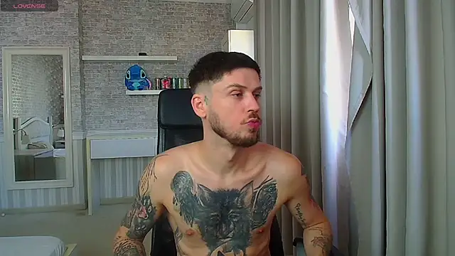 JonahShaw Webcam show